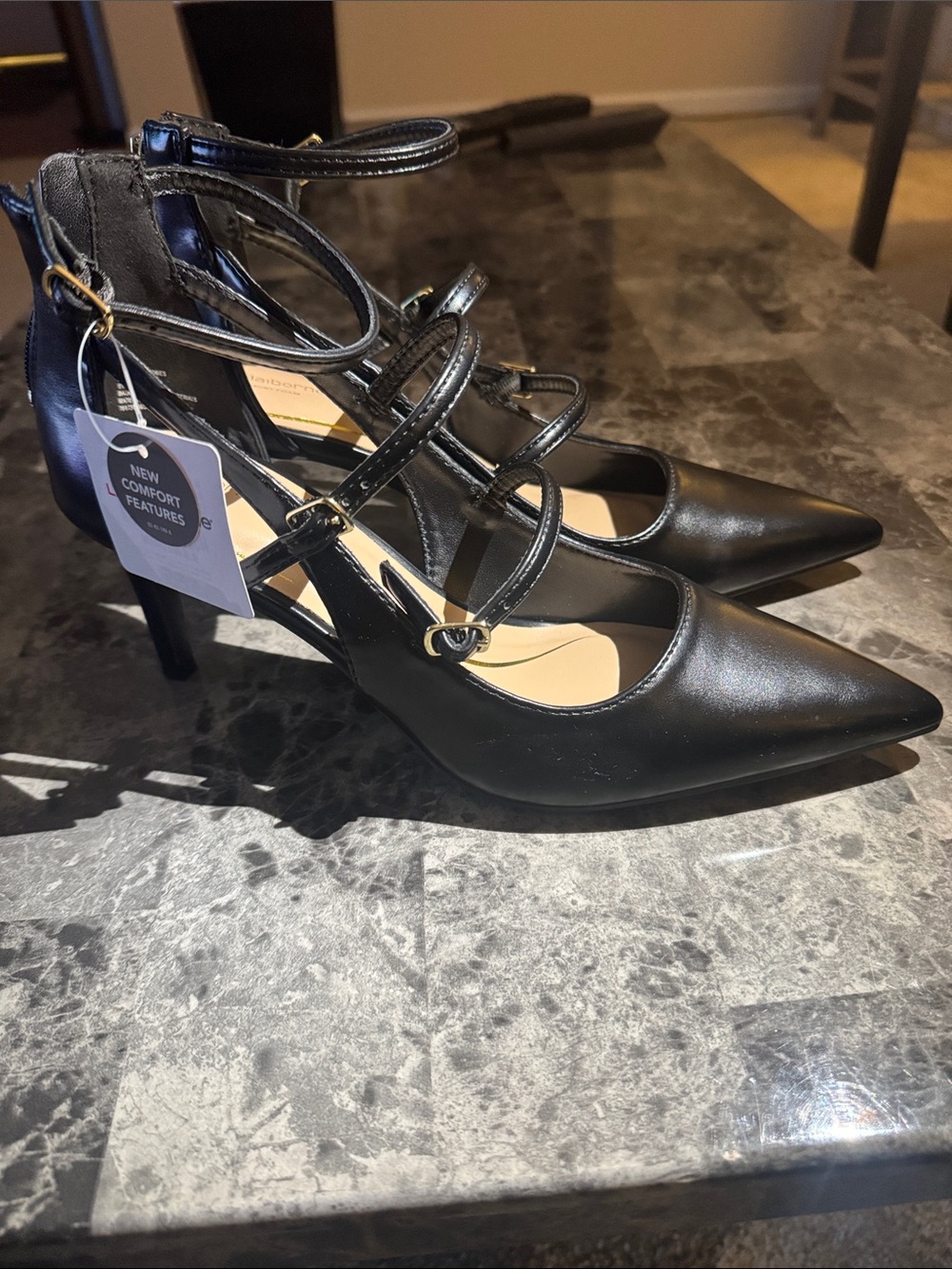 Black Heels Womens 9.5 Liz Claiborne Pumps Zip Back